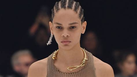 givenchy cultural appropriation|Givenchy criticised for noose necklace at Paris Fashion Week .